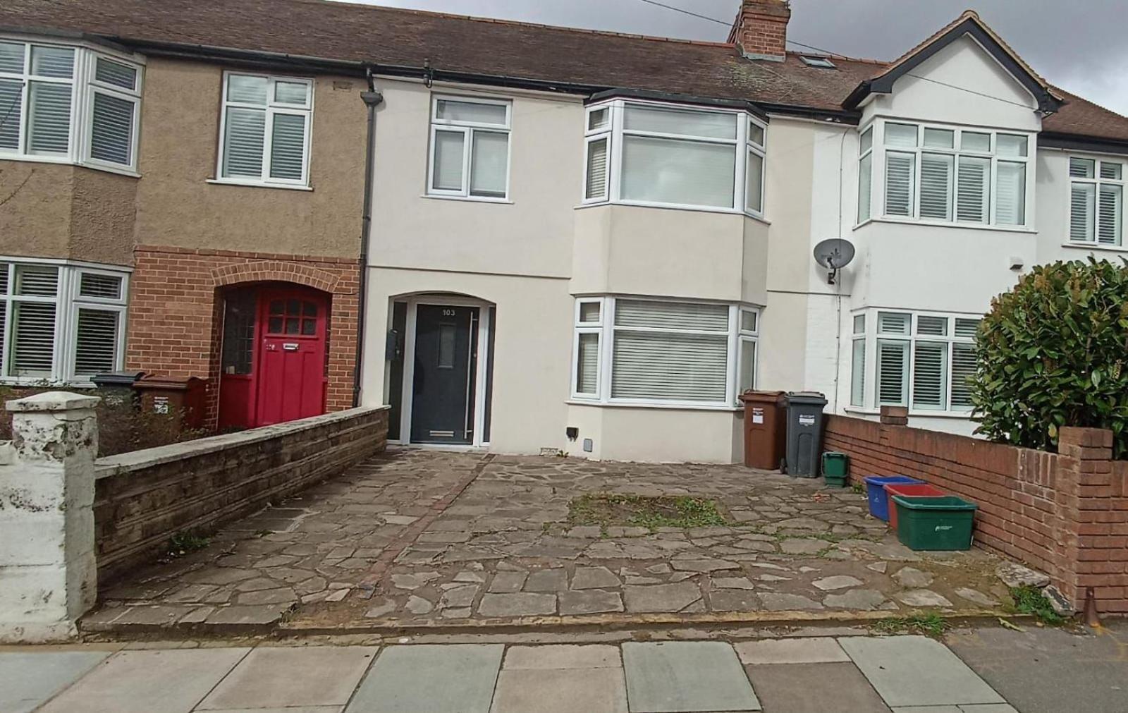 Charming 3-Bedroom Family Home London Bagian luar foto
